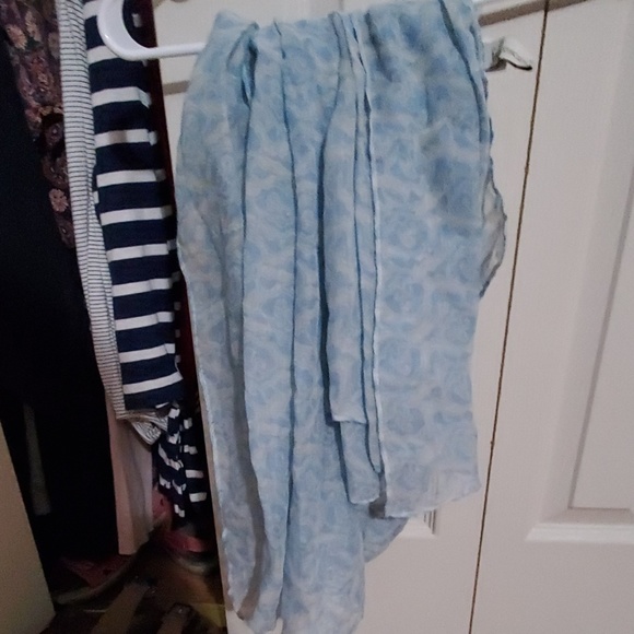 Scarf bundle - Picture 5 of 6